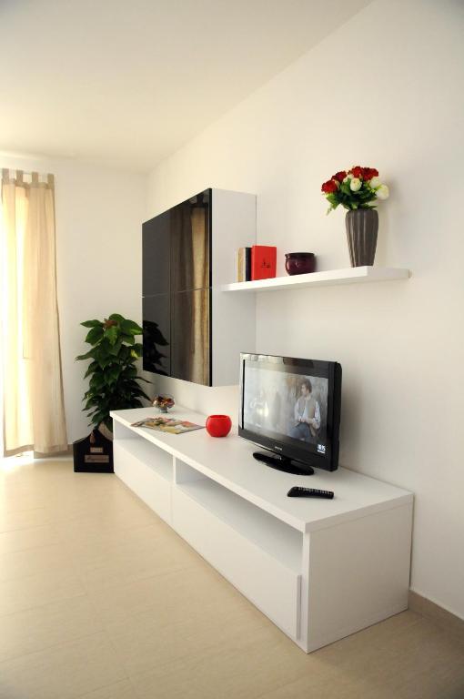 Aparthotel Isa Airport