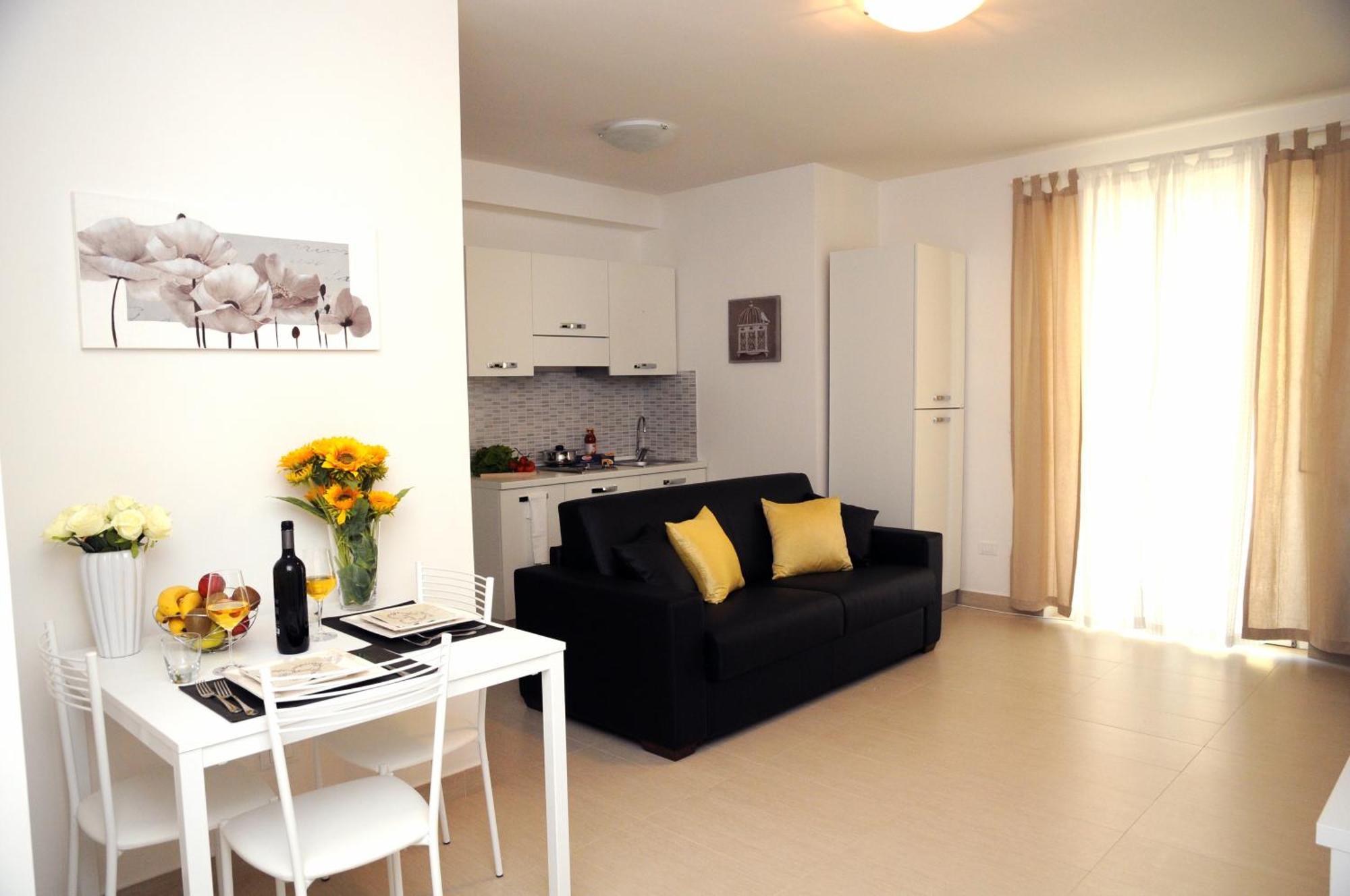 Aparthotel Isa Airport 3*